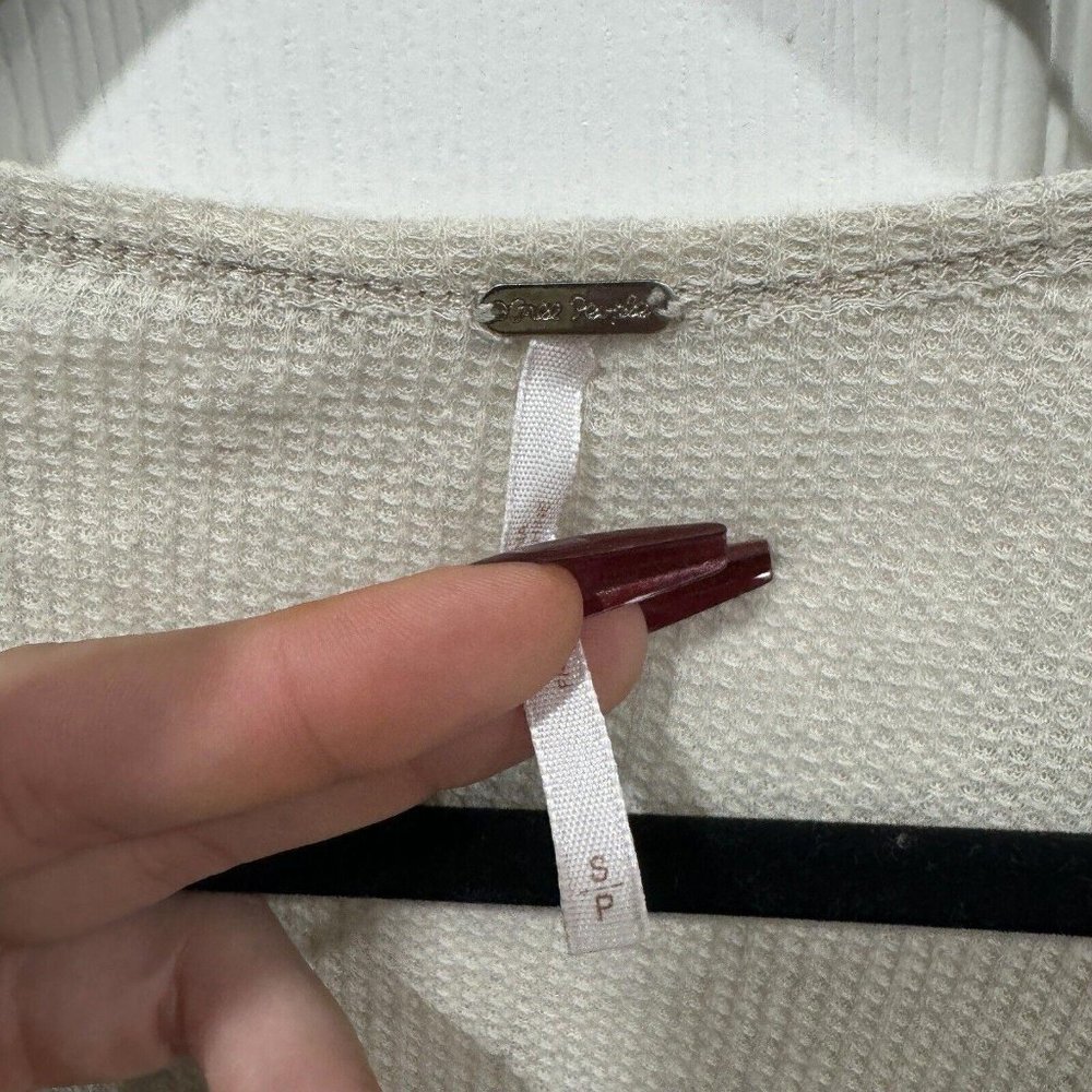 Women’s  Free People Oatmeal Waffle Long Sleeve‎ Top Small. S - Picture 4 of 8